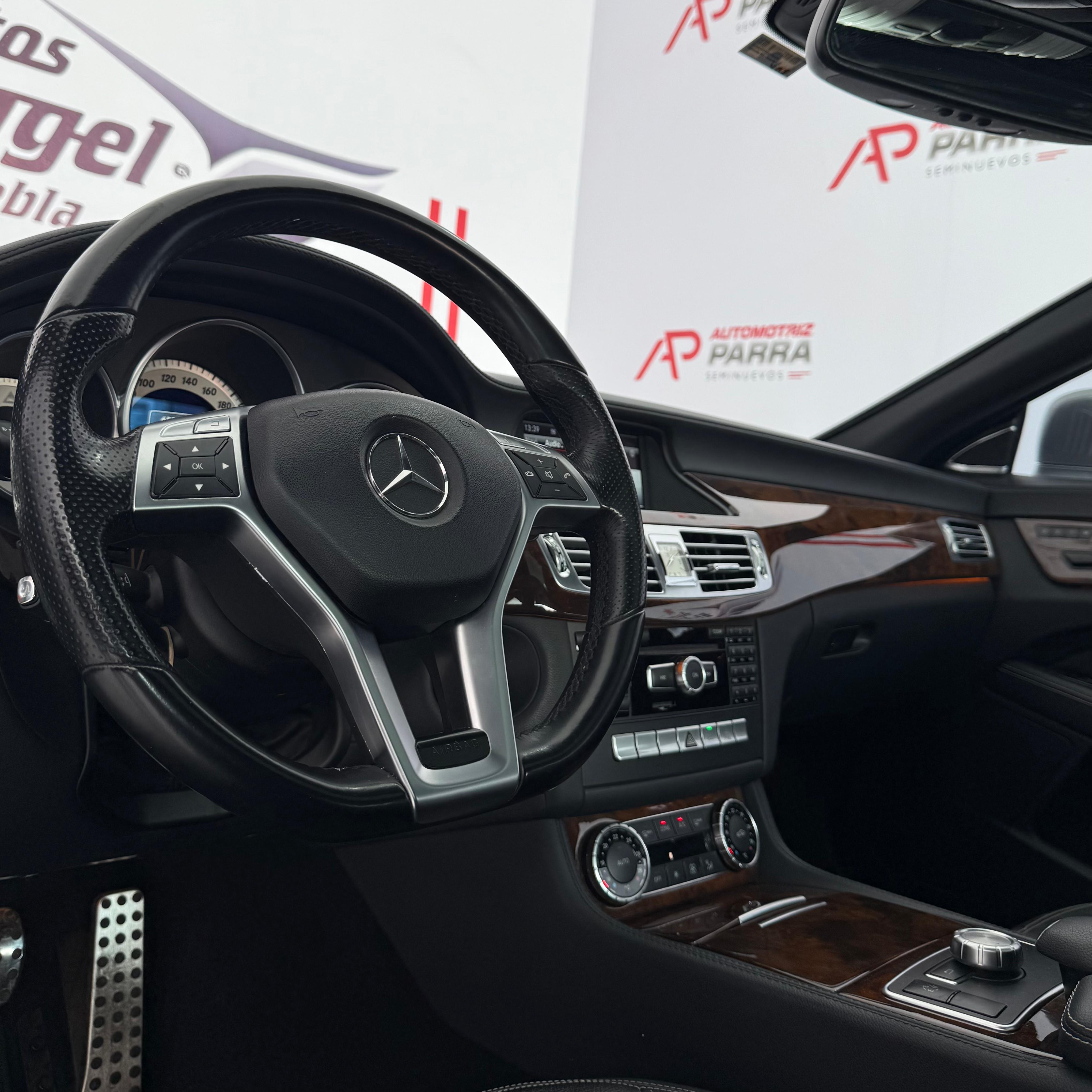 placeholder image wide
