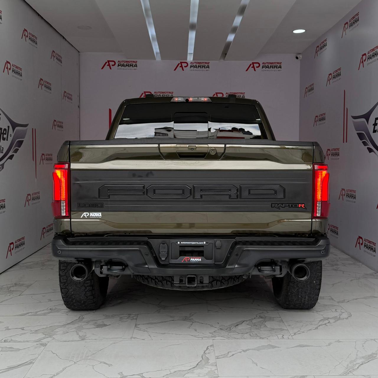 placeholder image wide