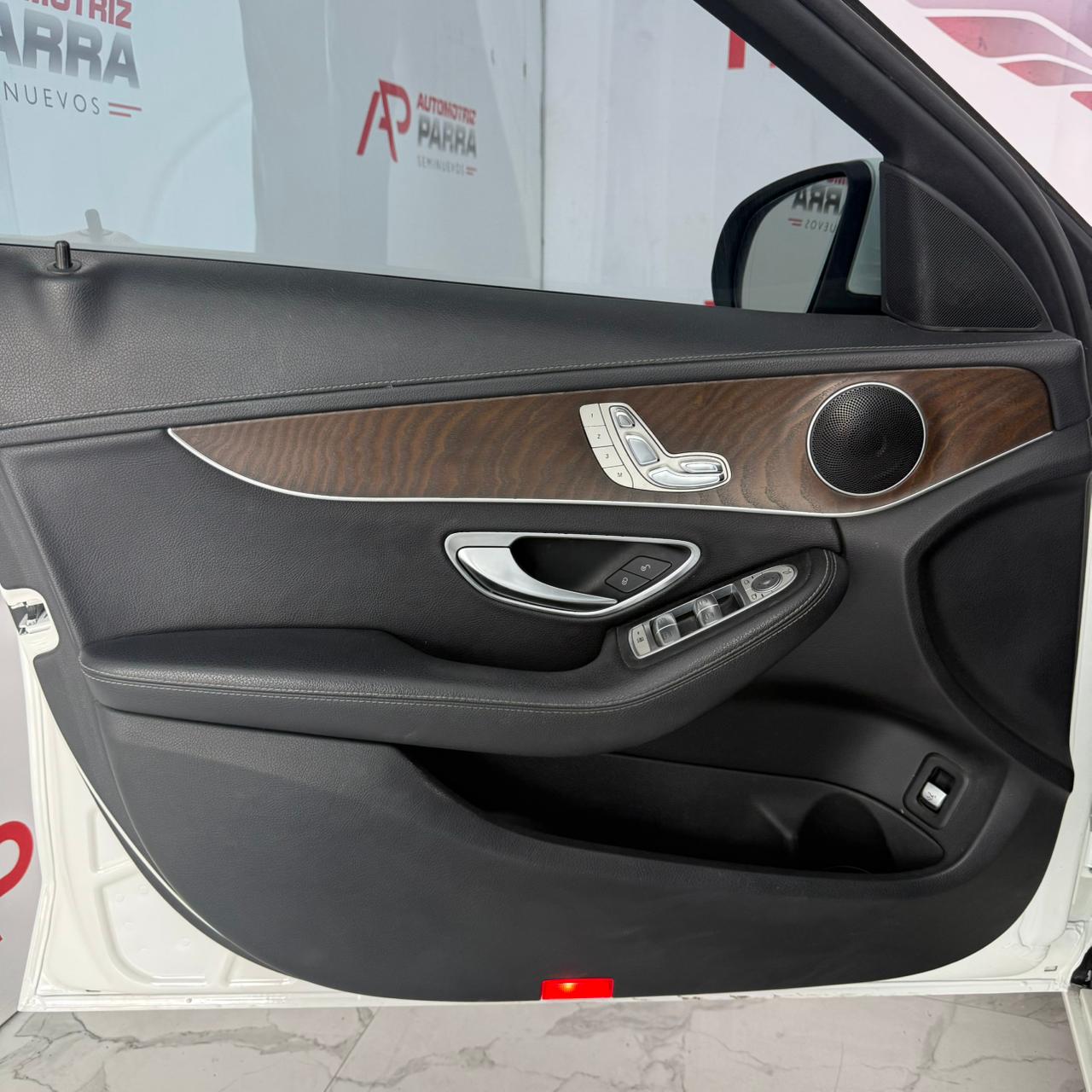 placeholder image wide