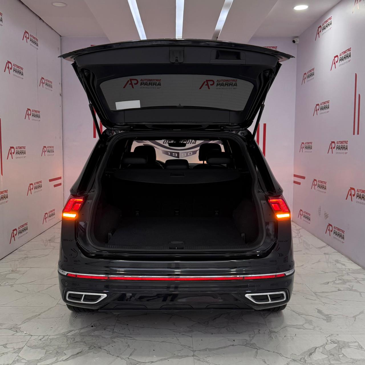 placeholder image wide