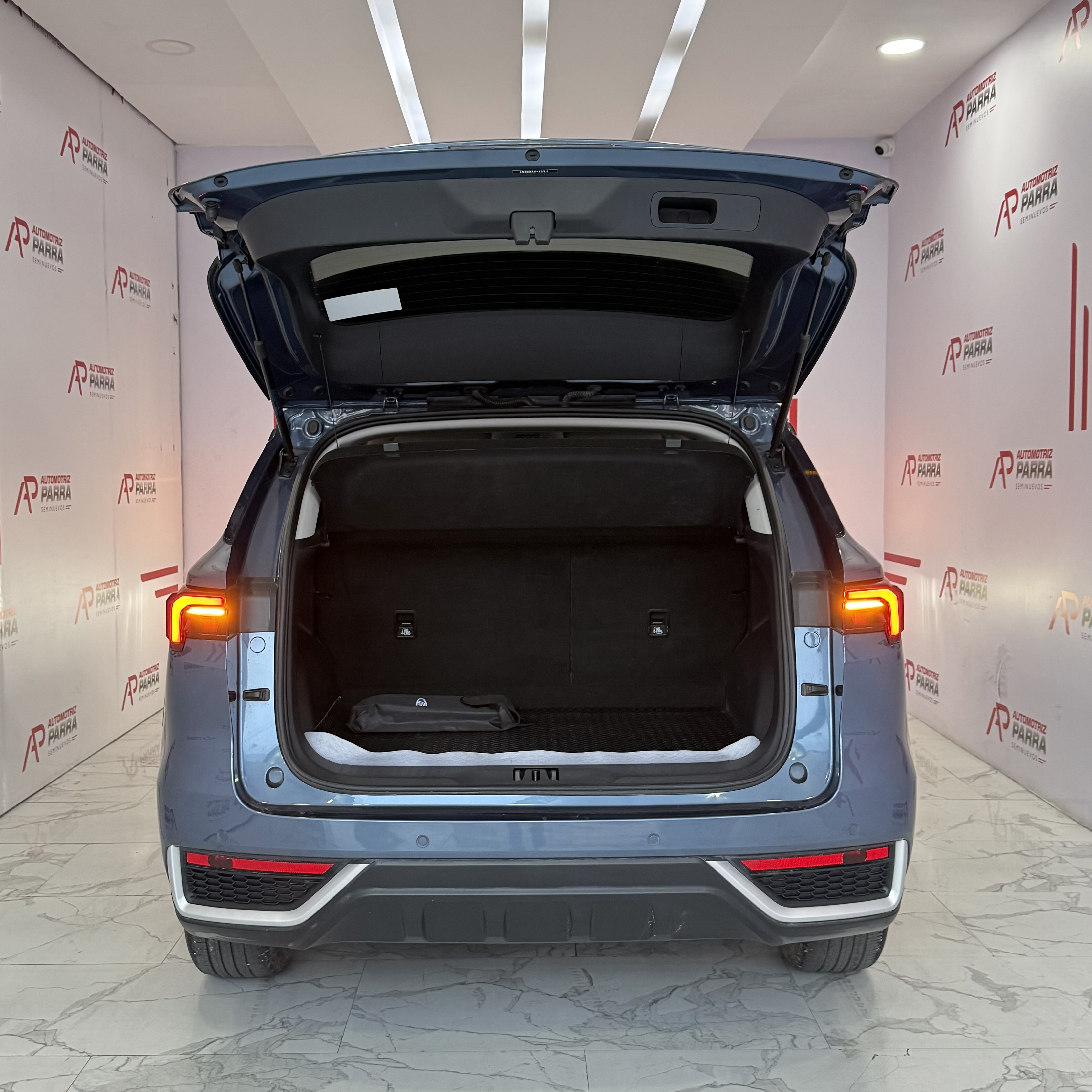 placeholder image wide