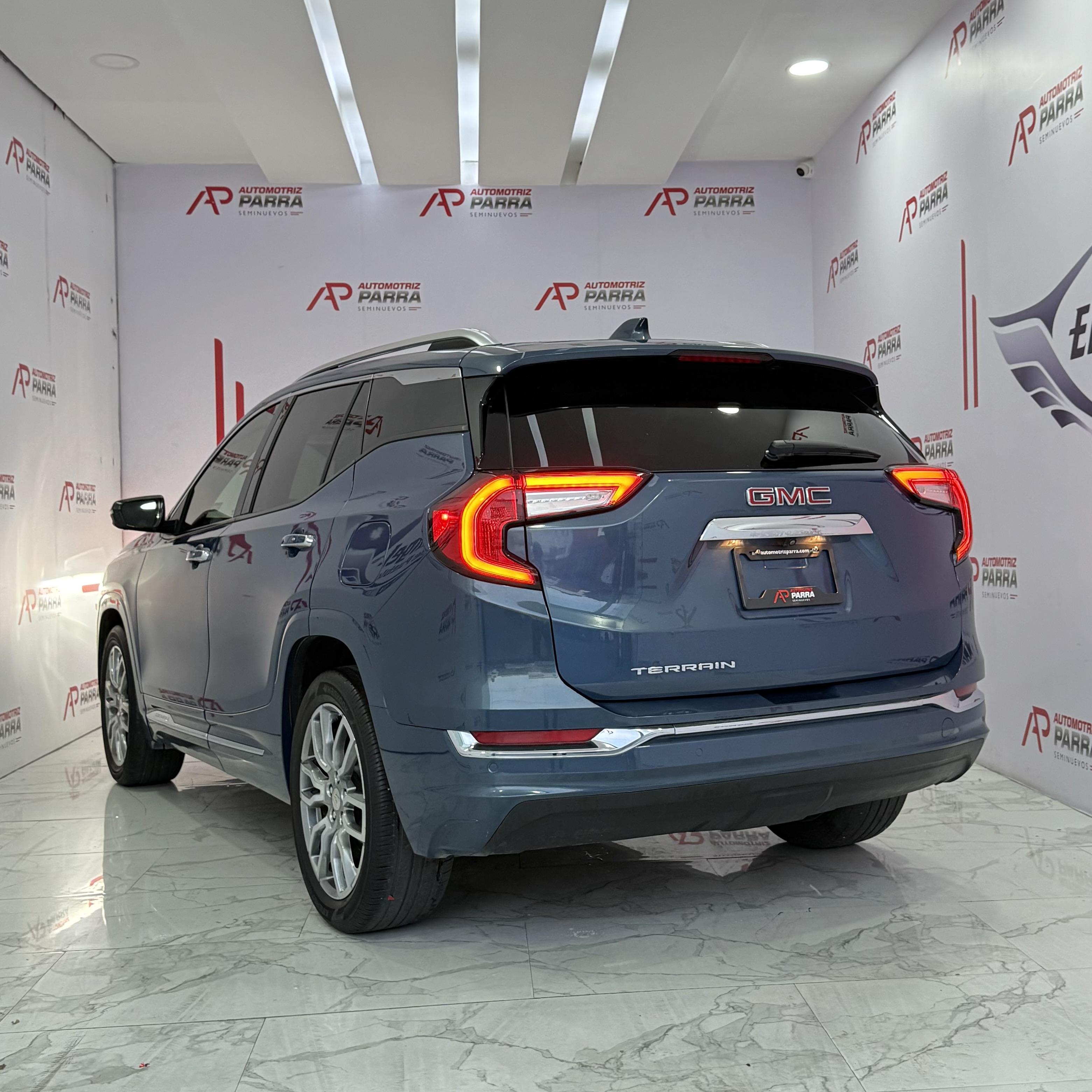 placeholder image wide