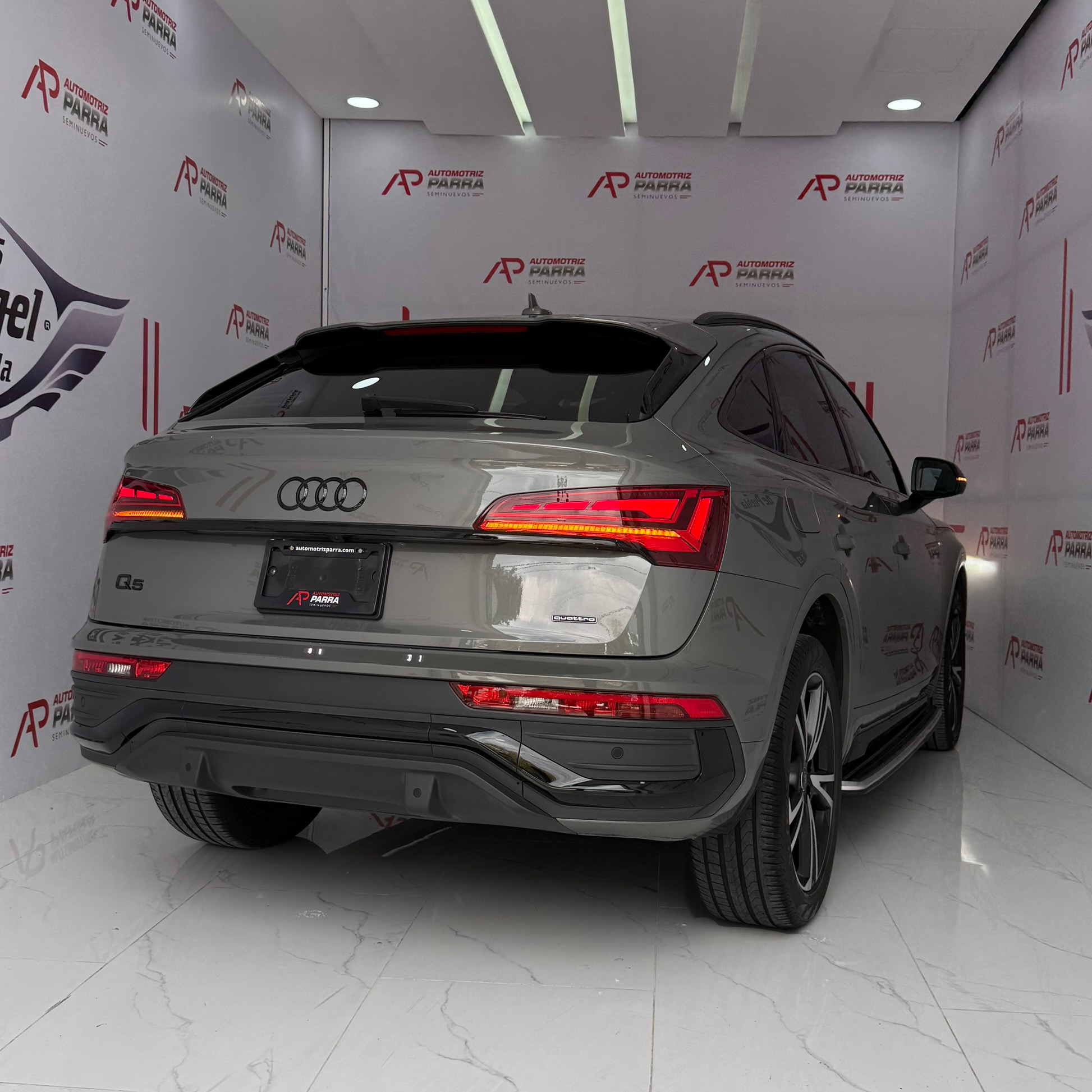 placeholder image wide