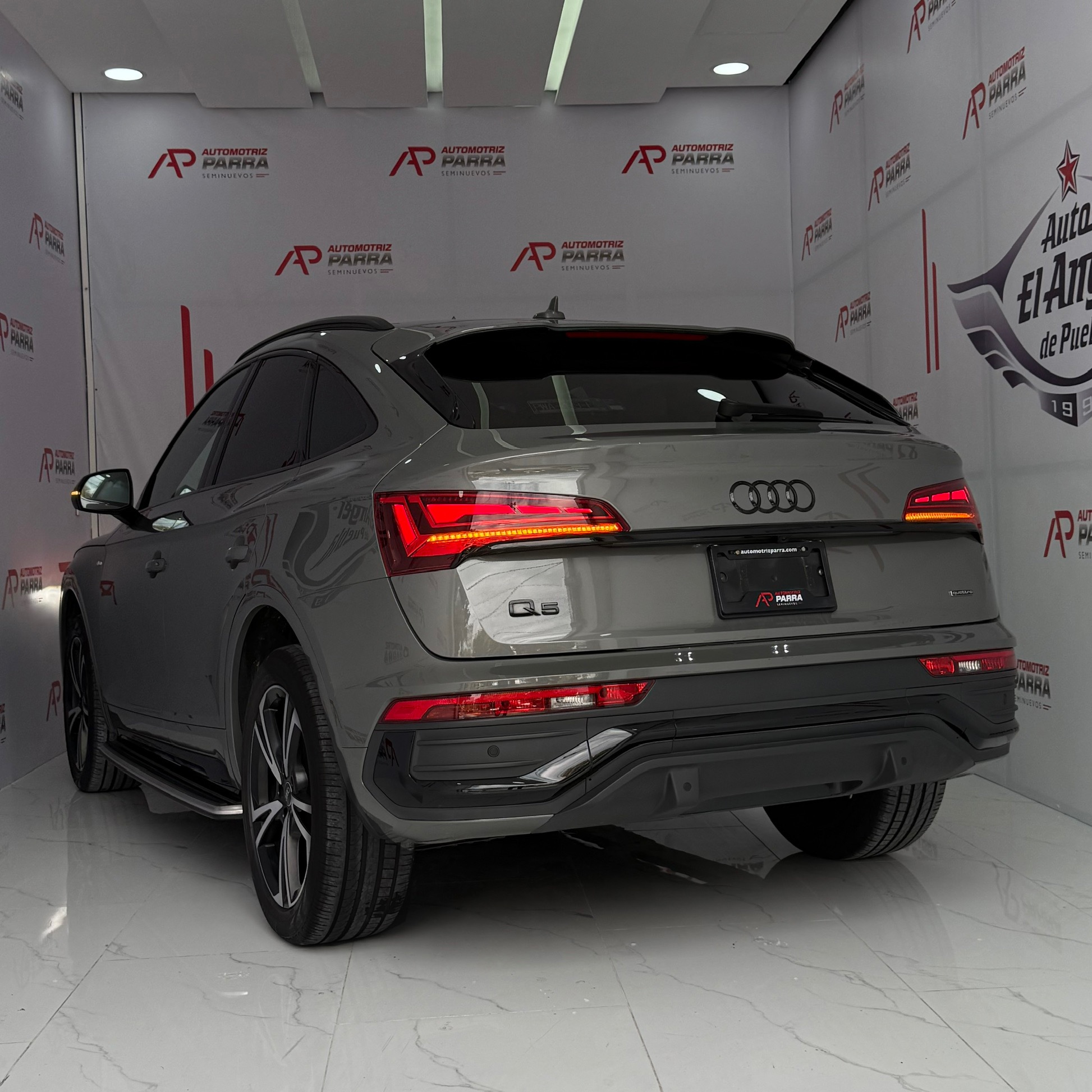 placeholder image wide