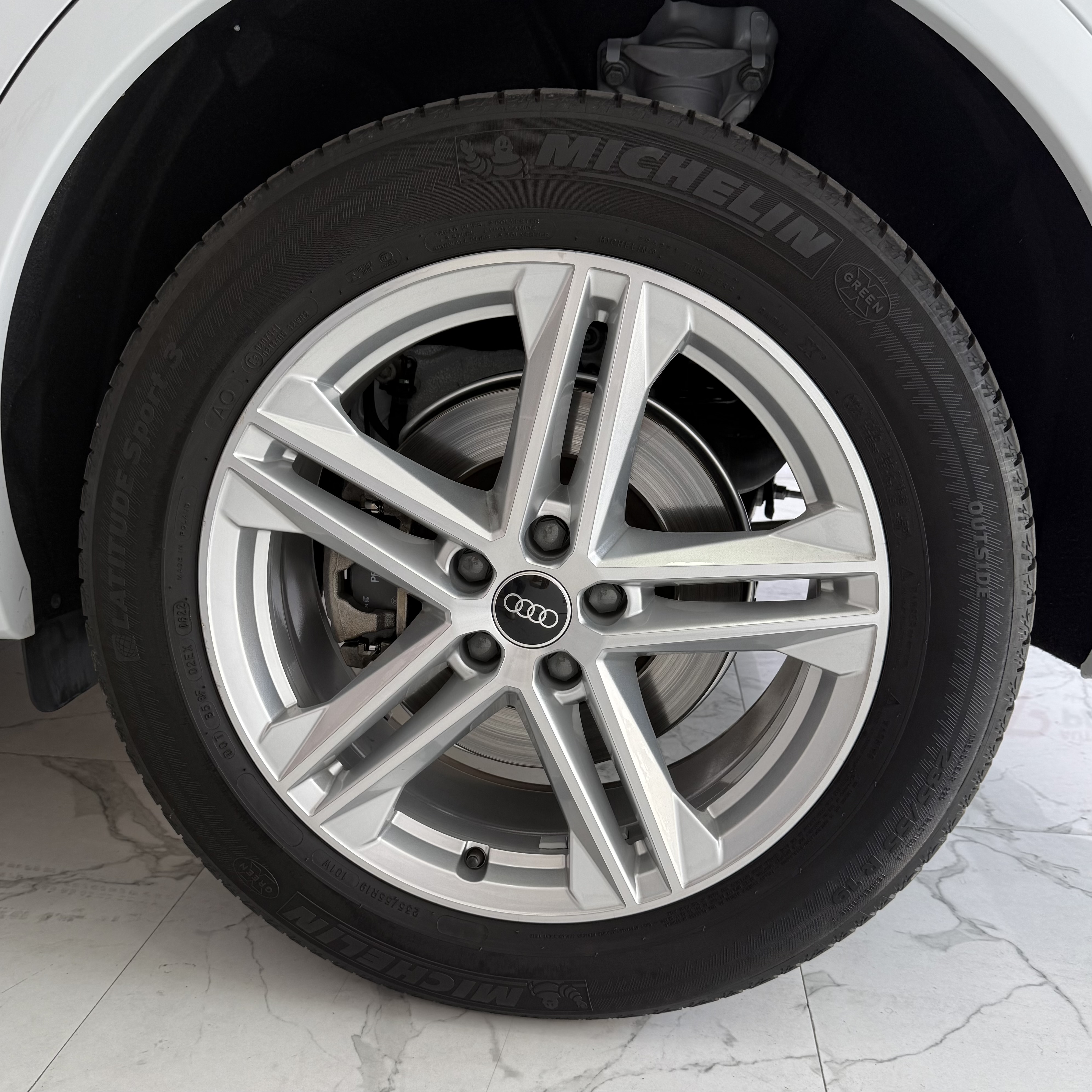 placeholder image wide