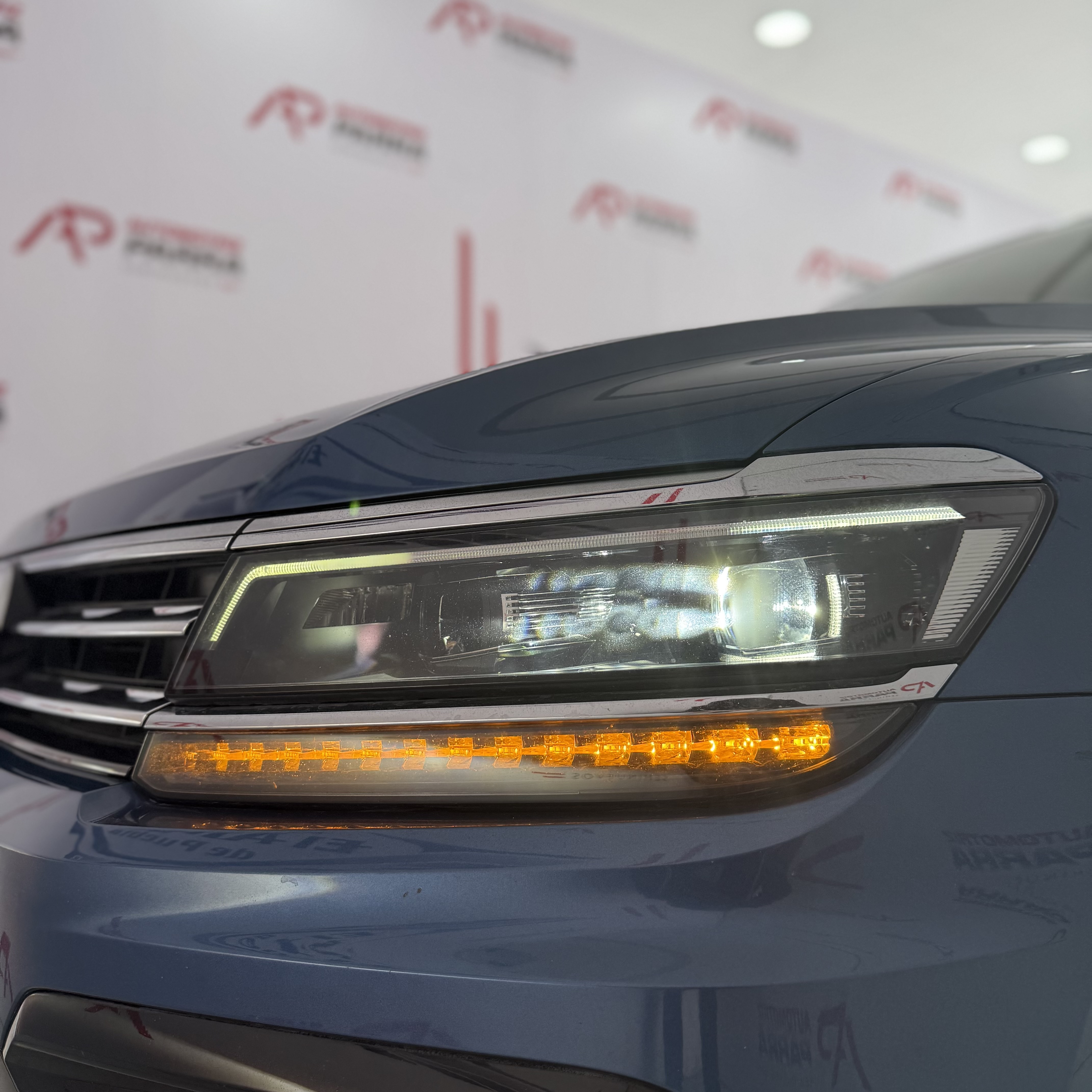 placeholder image wide