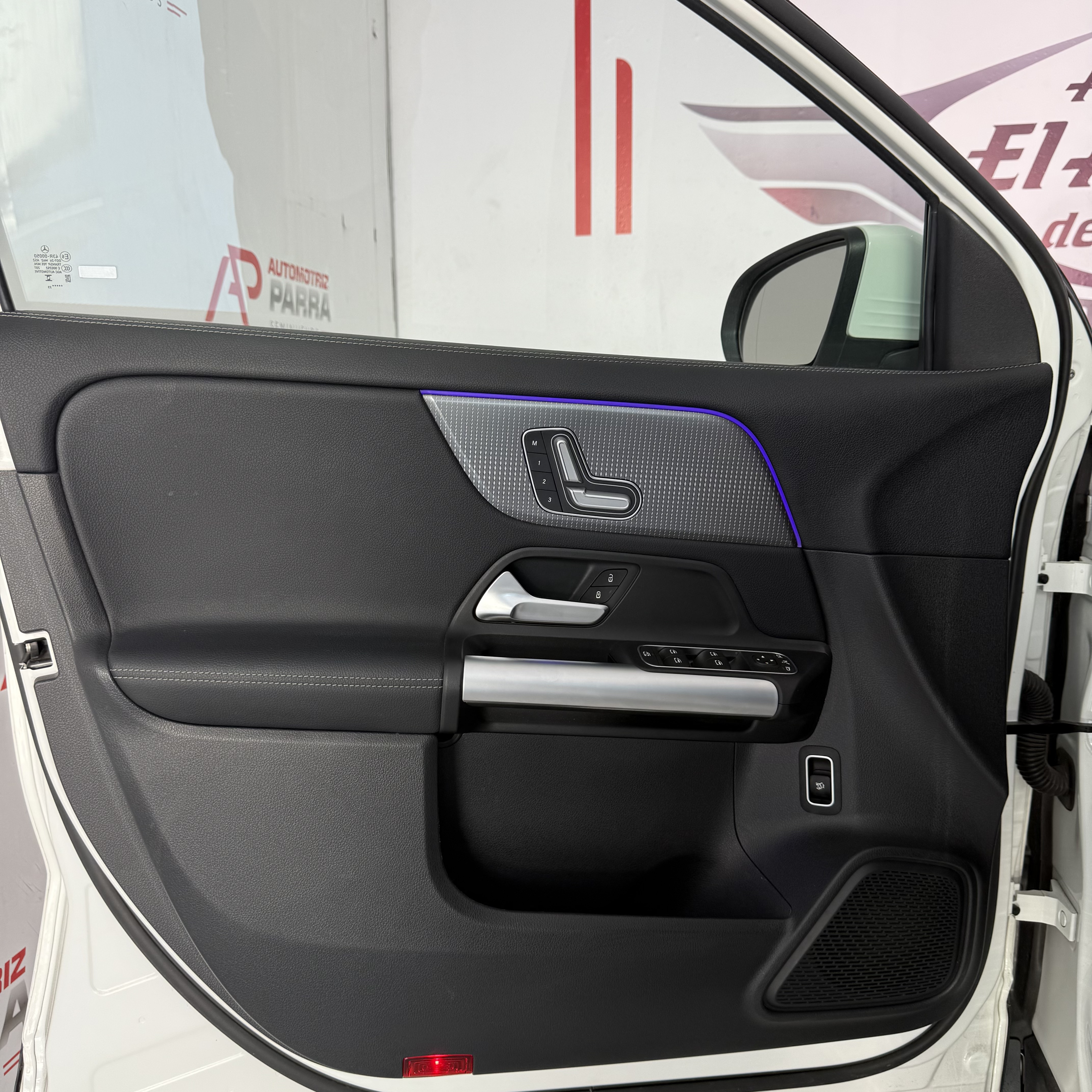 placeholder image wide