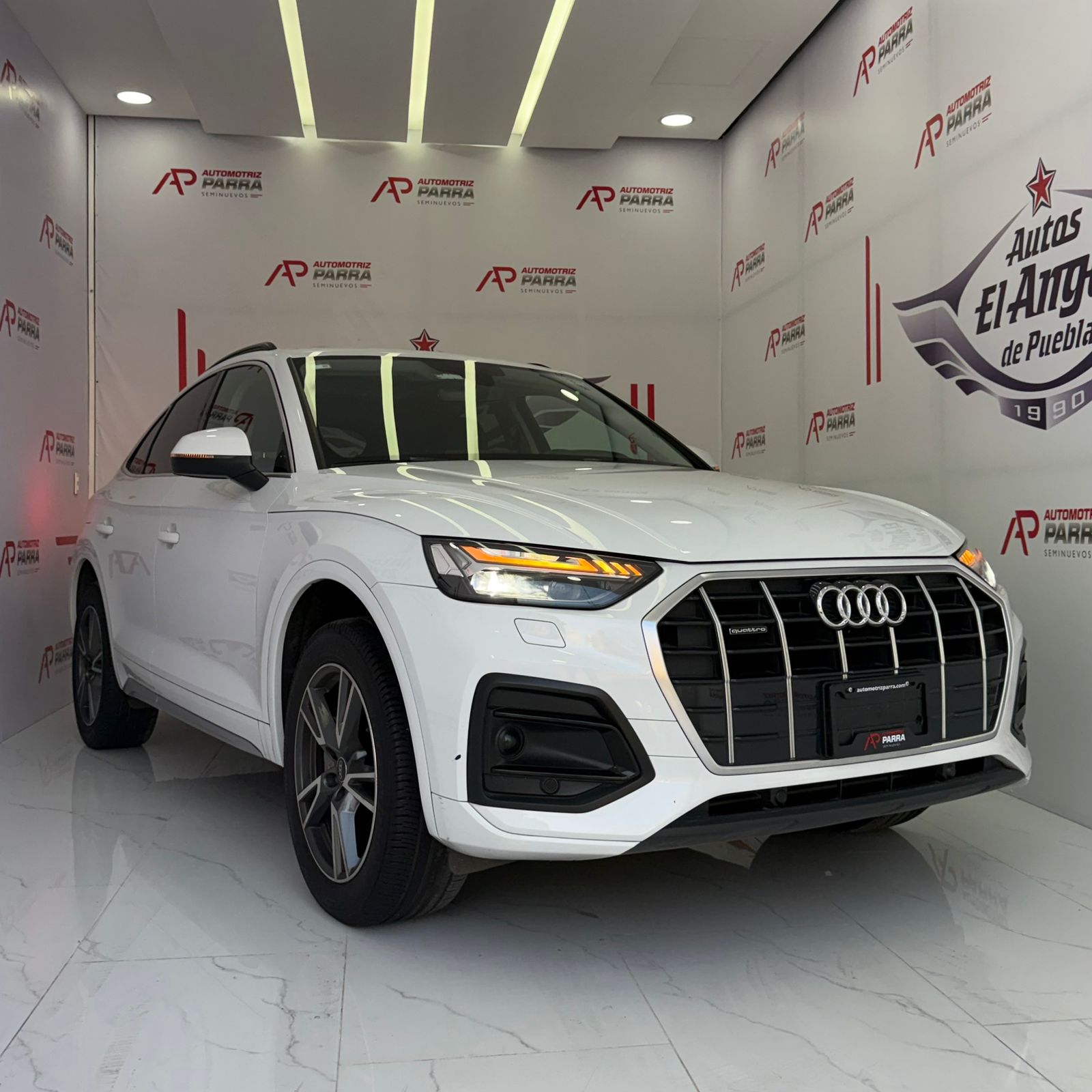 placeholder image wide