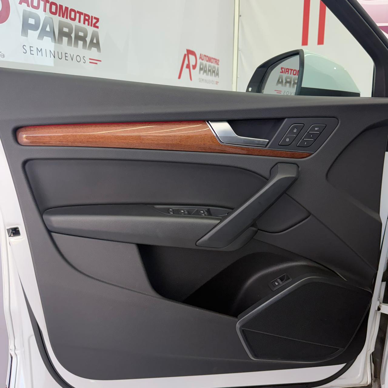 placeholder image wide