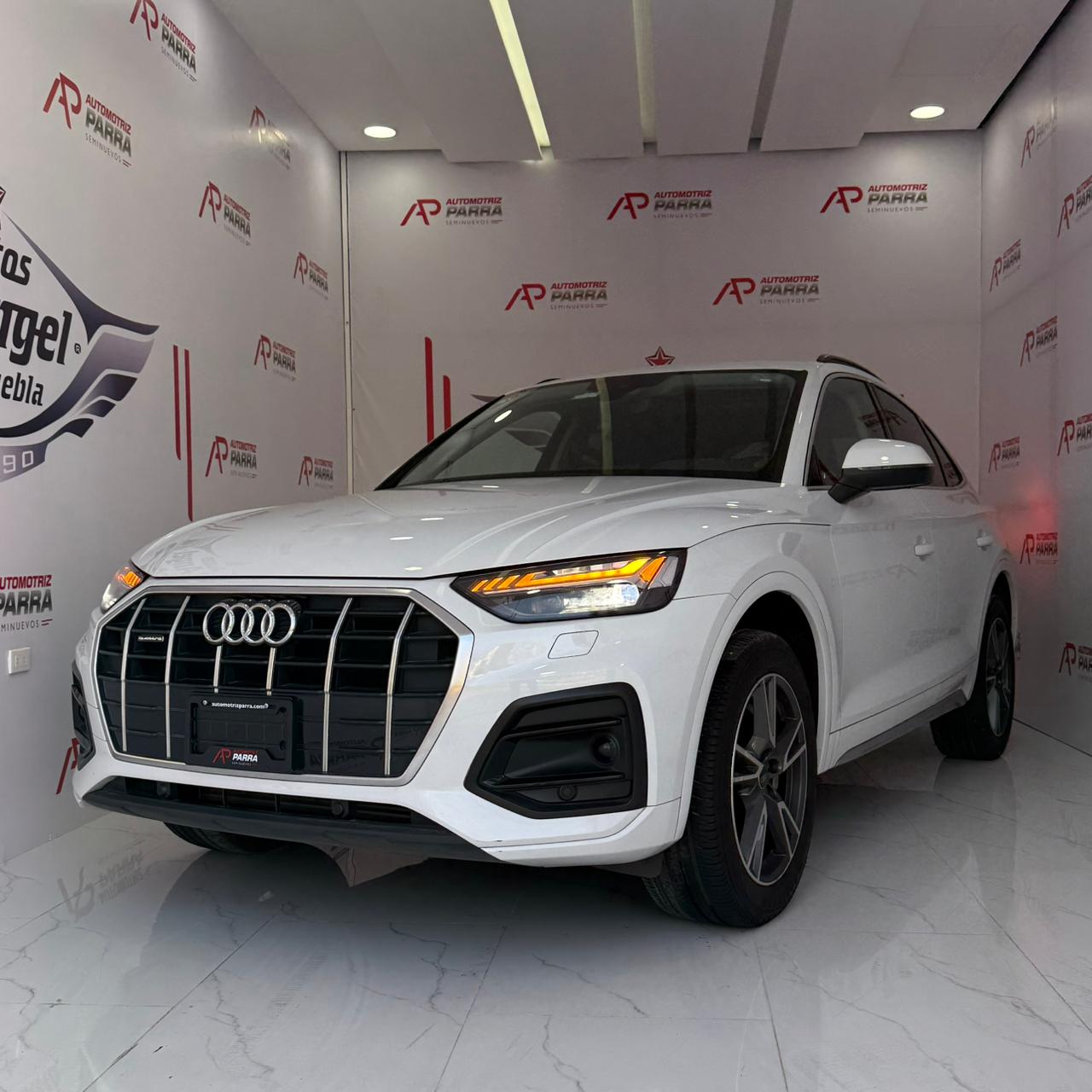 placeholder image wide