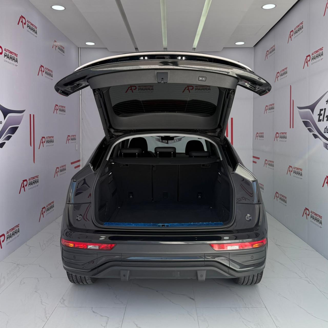 placeholder image wide