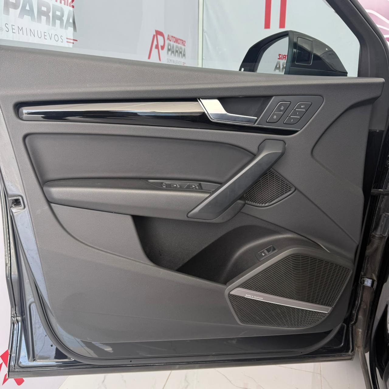 placeholder image wide