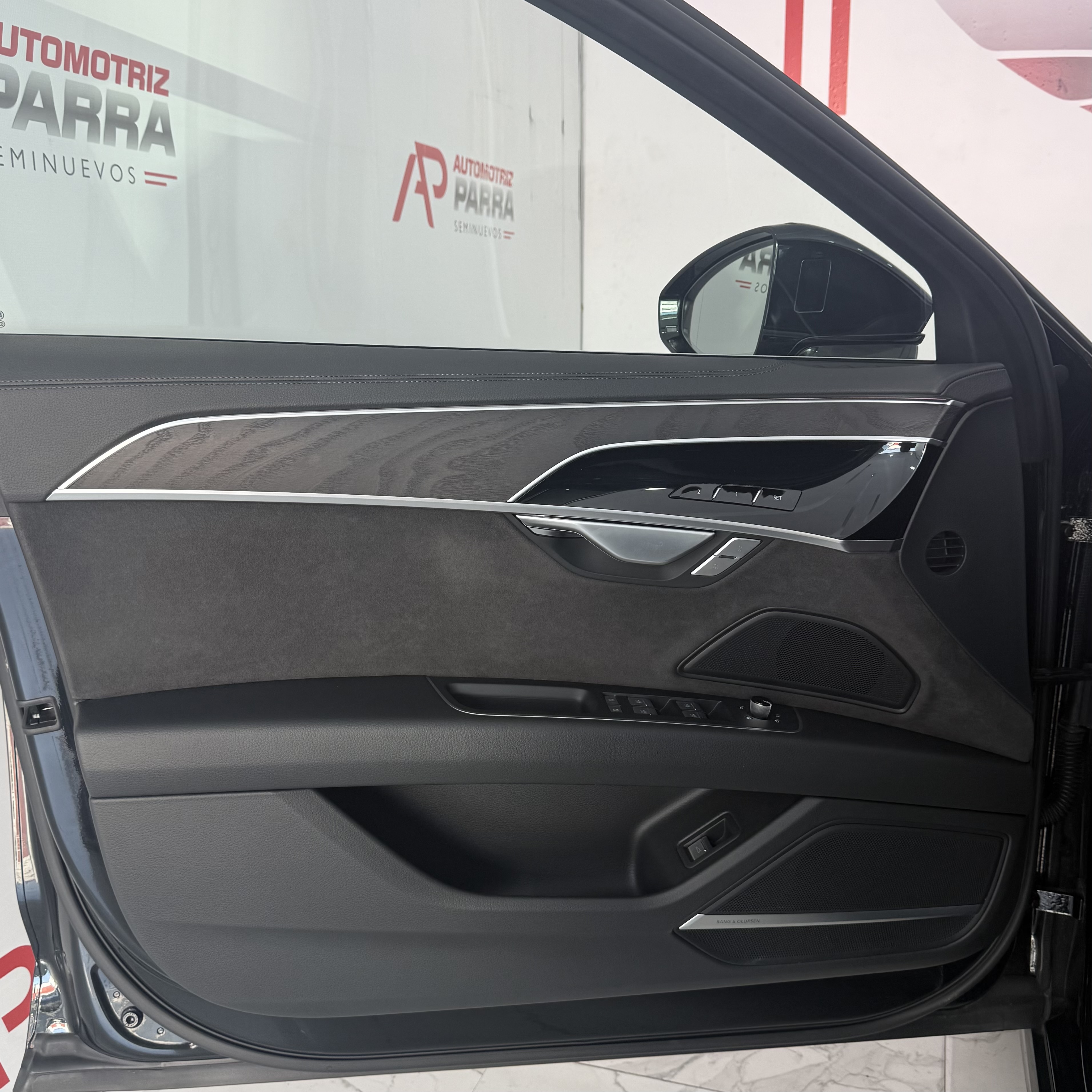 placeholder image wide