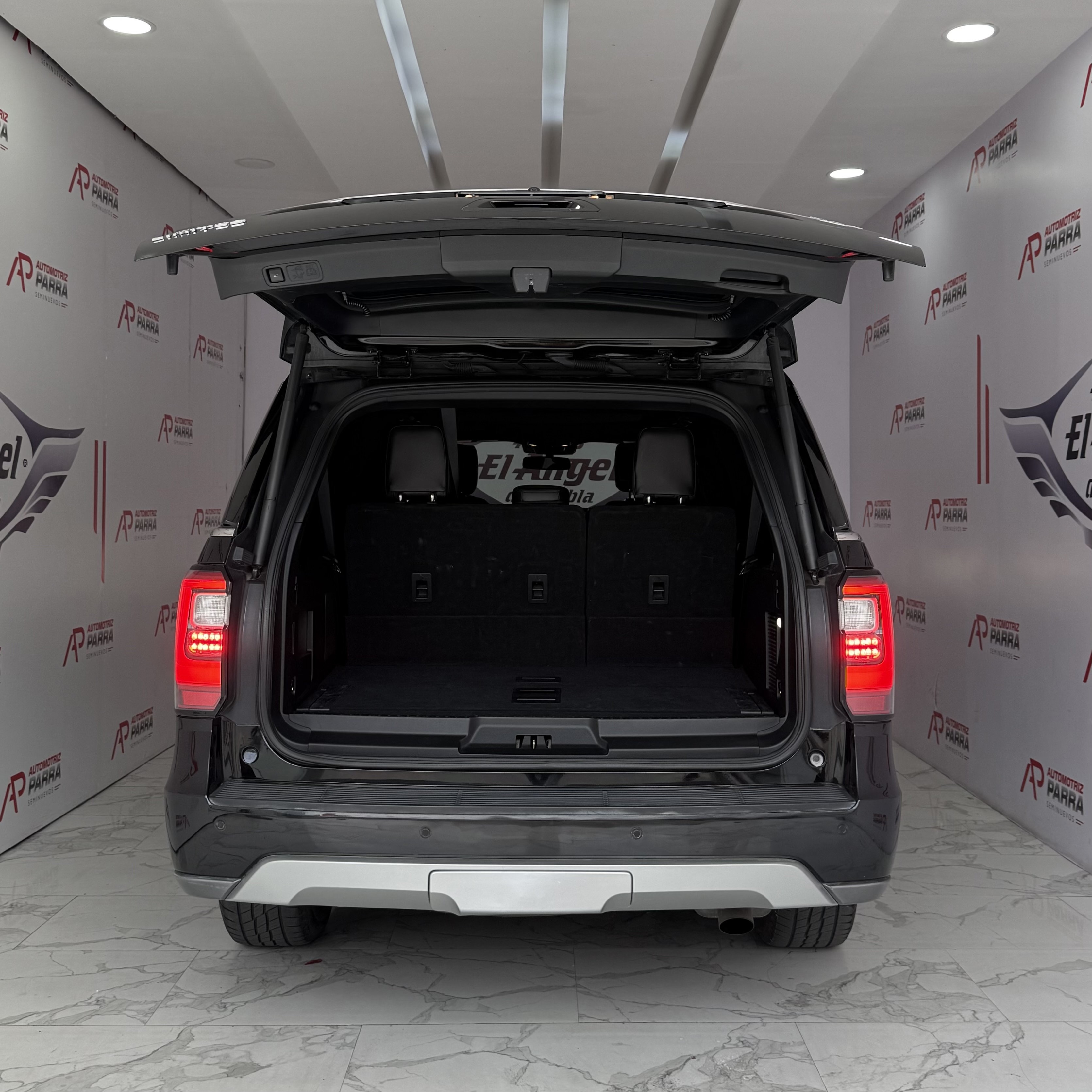 placeholder image wide