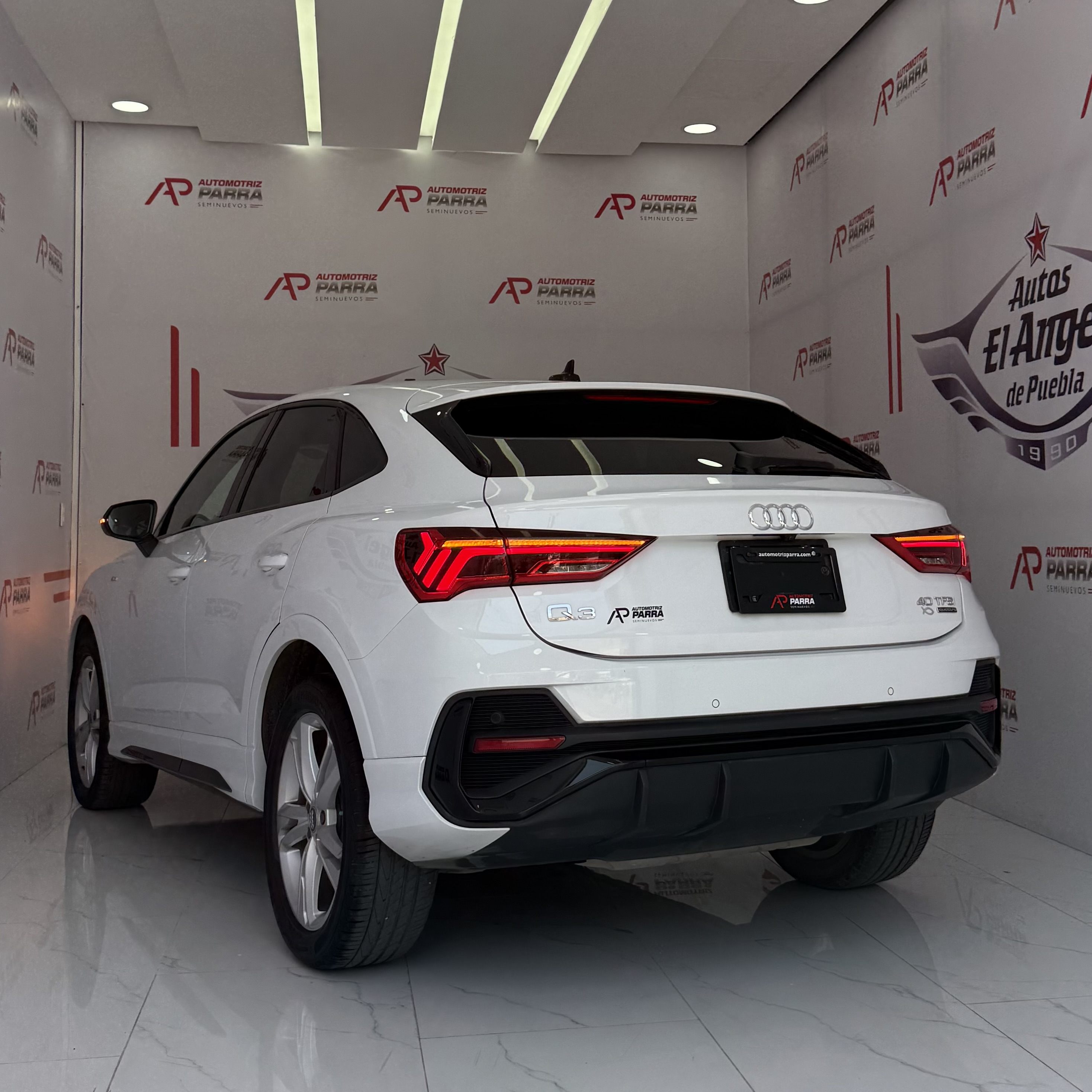 placeholder image wide