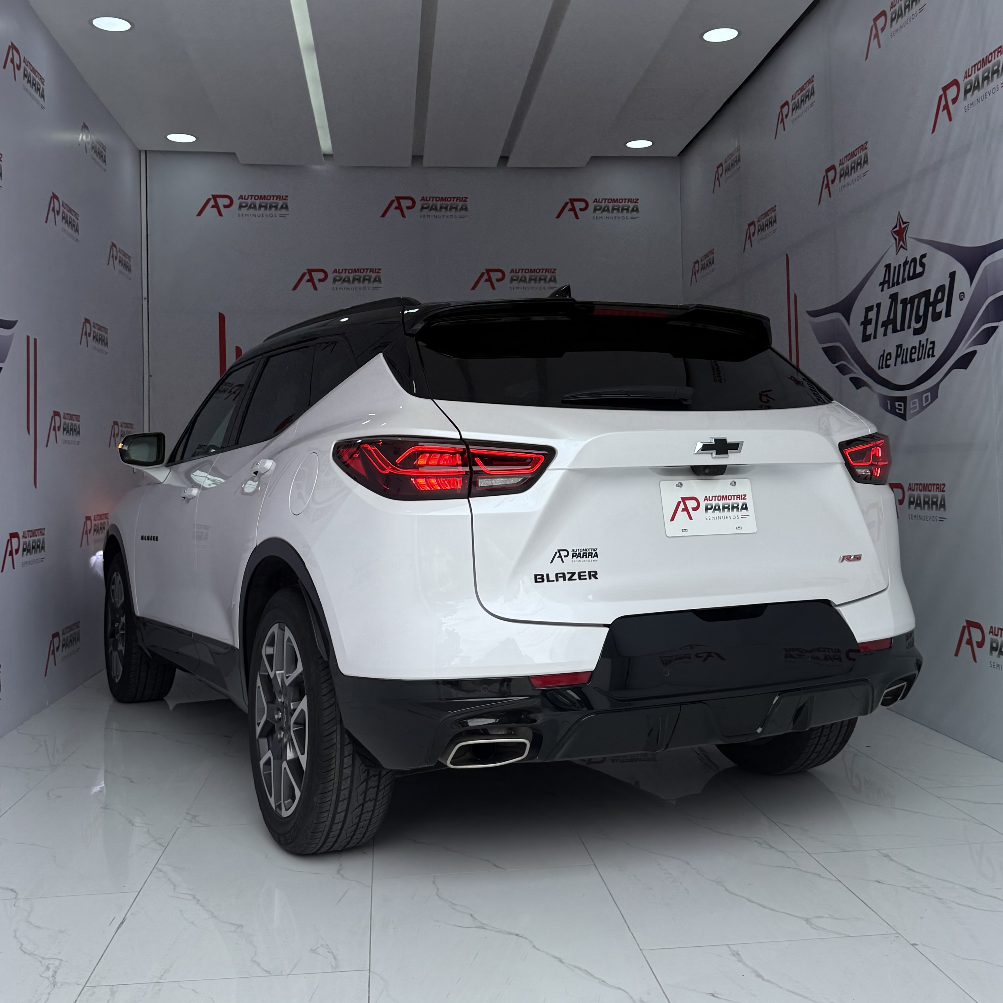 placeholder image wide