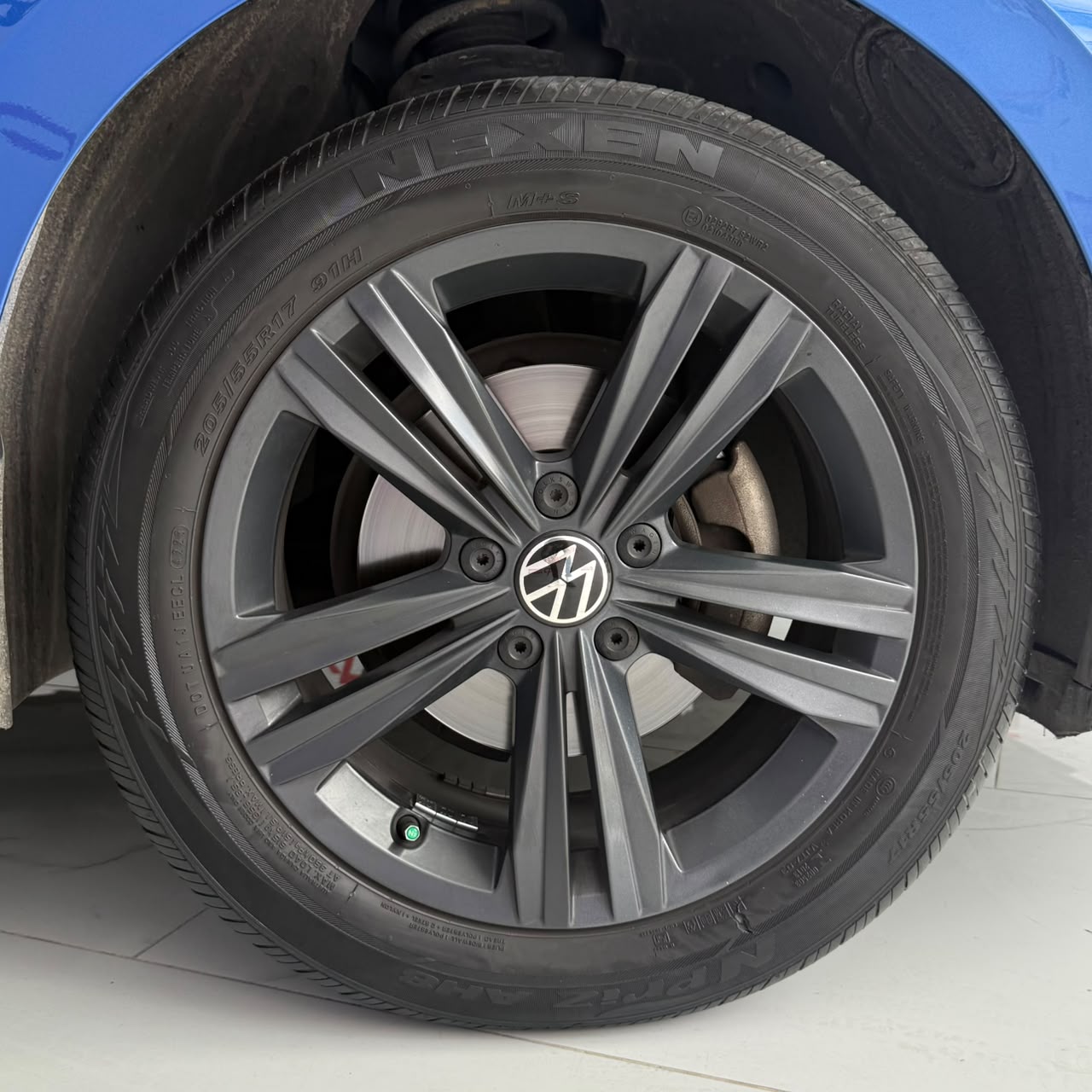 placeholder image wide