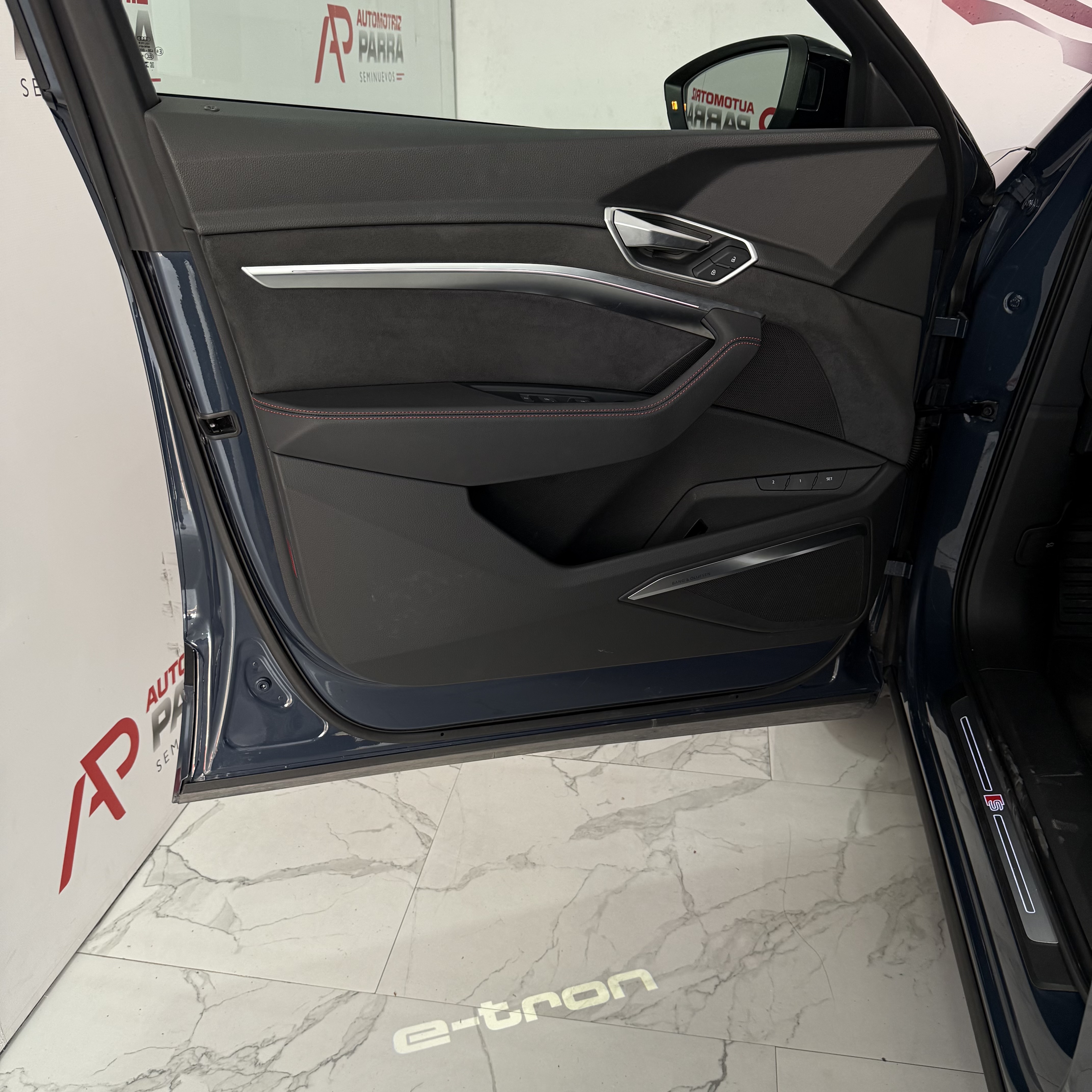 placeholder image wide